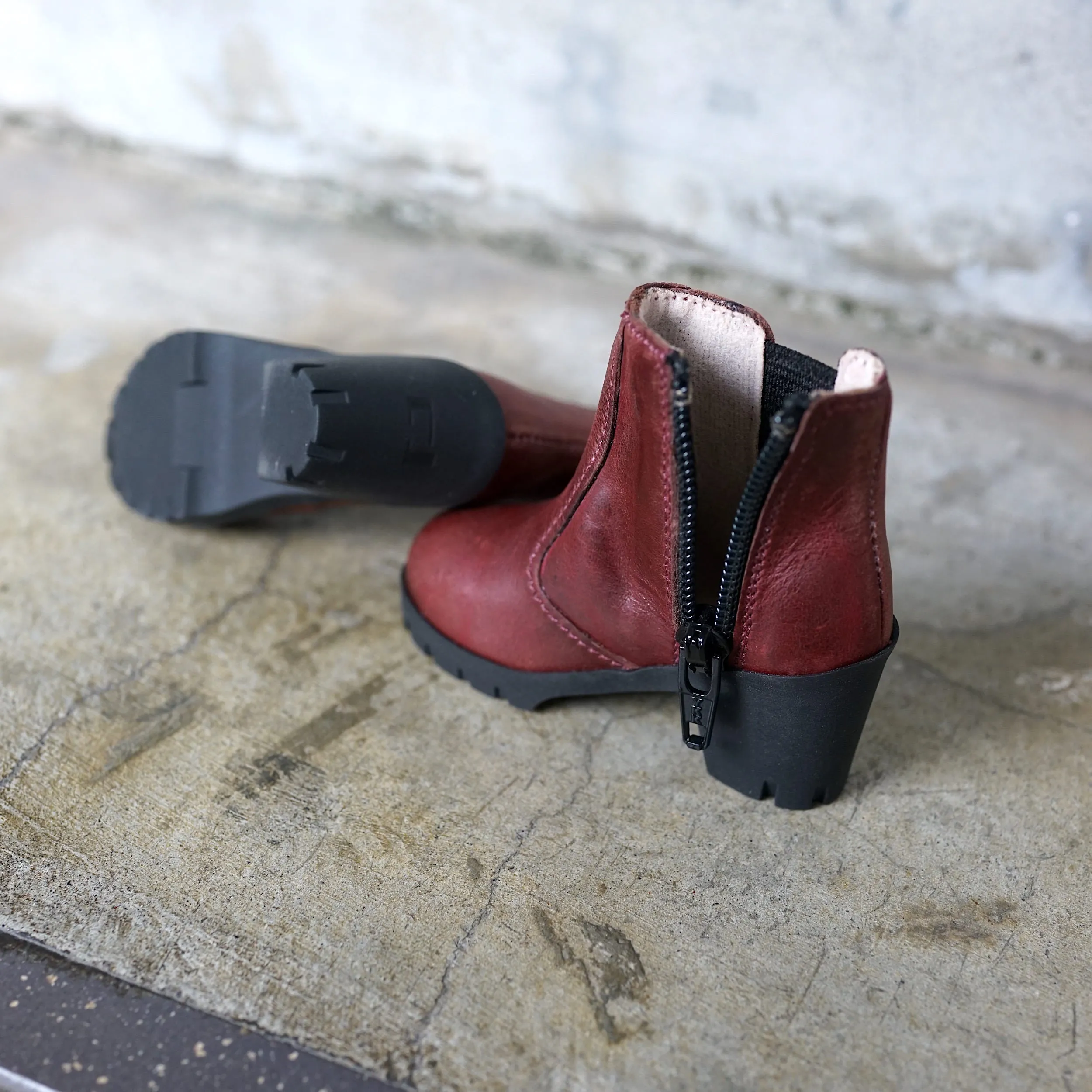 Chelsea Boots (Wine Red)