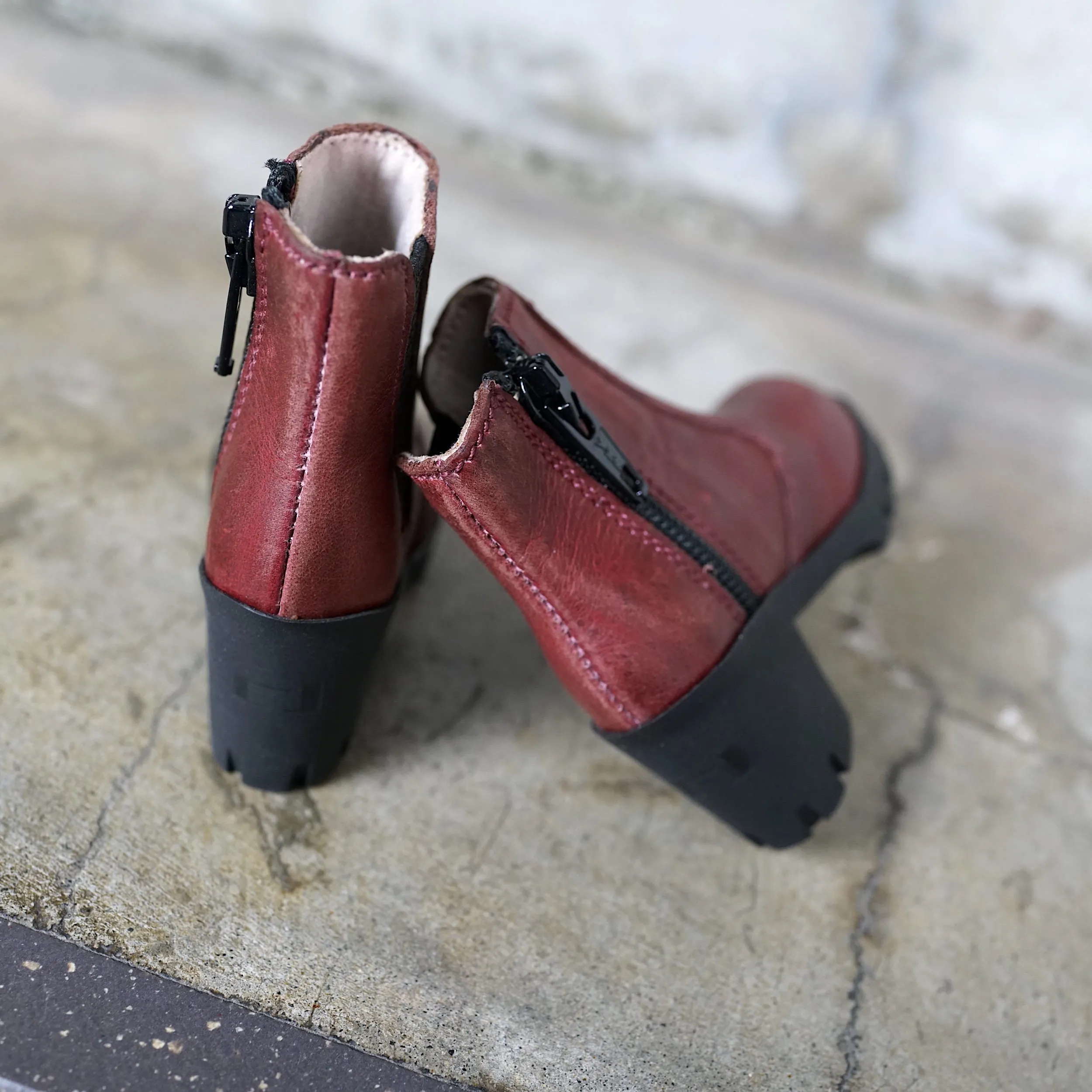 Chelsea Boots (Wine Red)