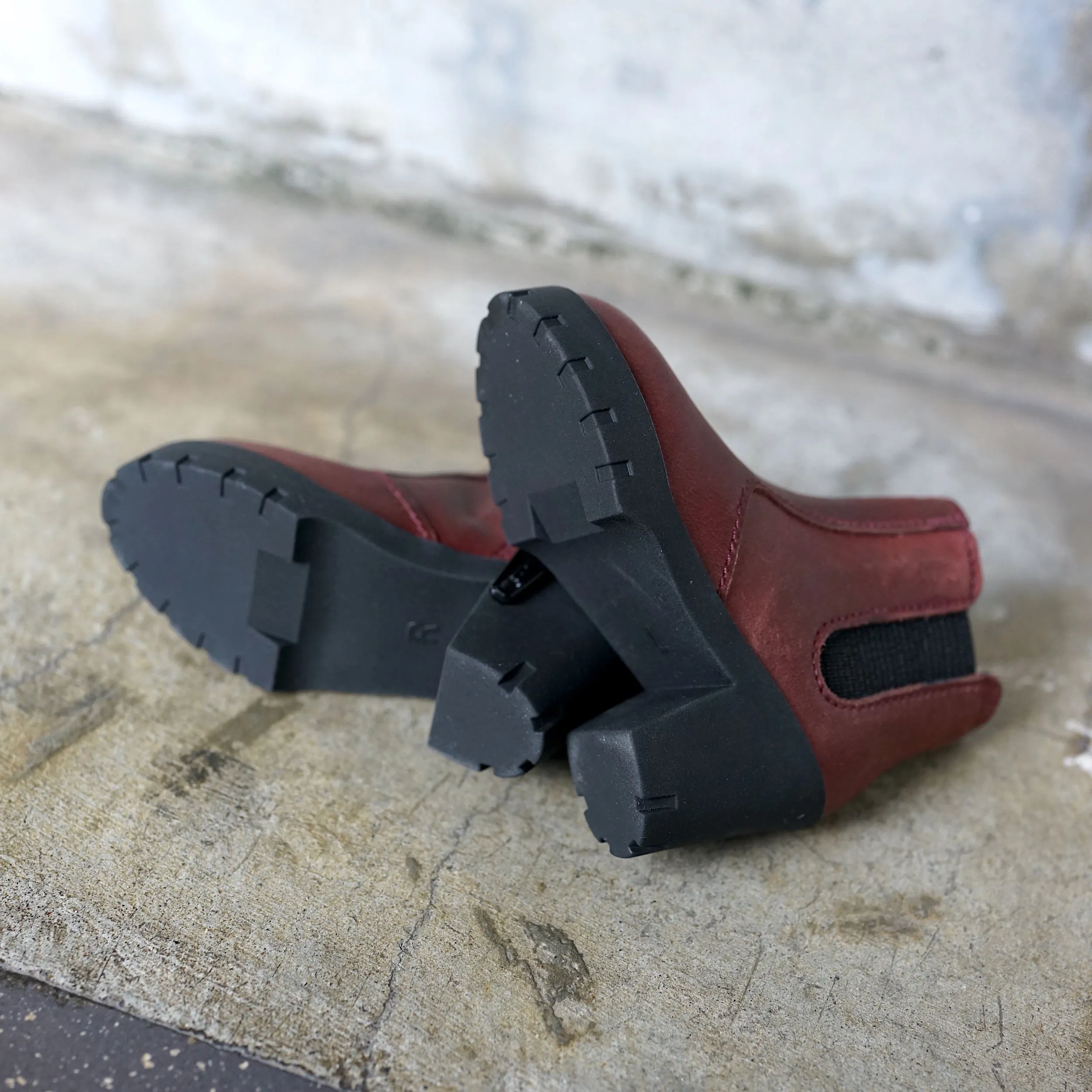 Chelsea Boots (Wine Red)