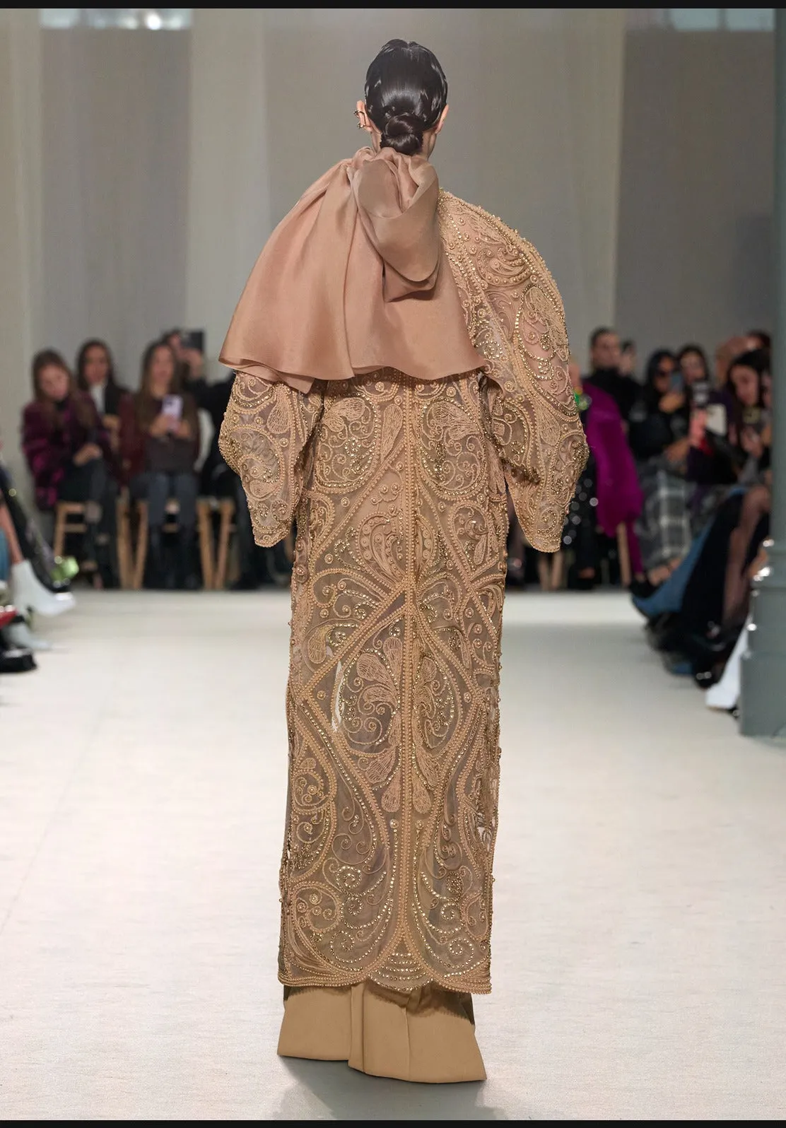 Look 2