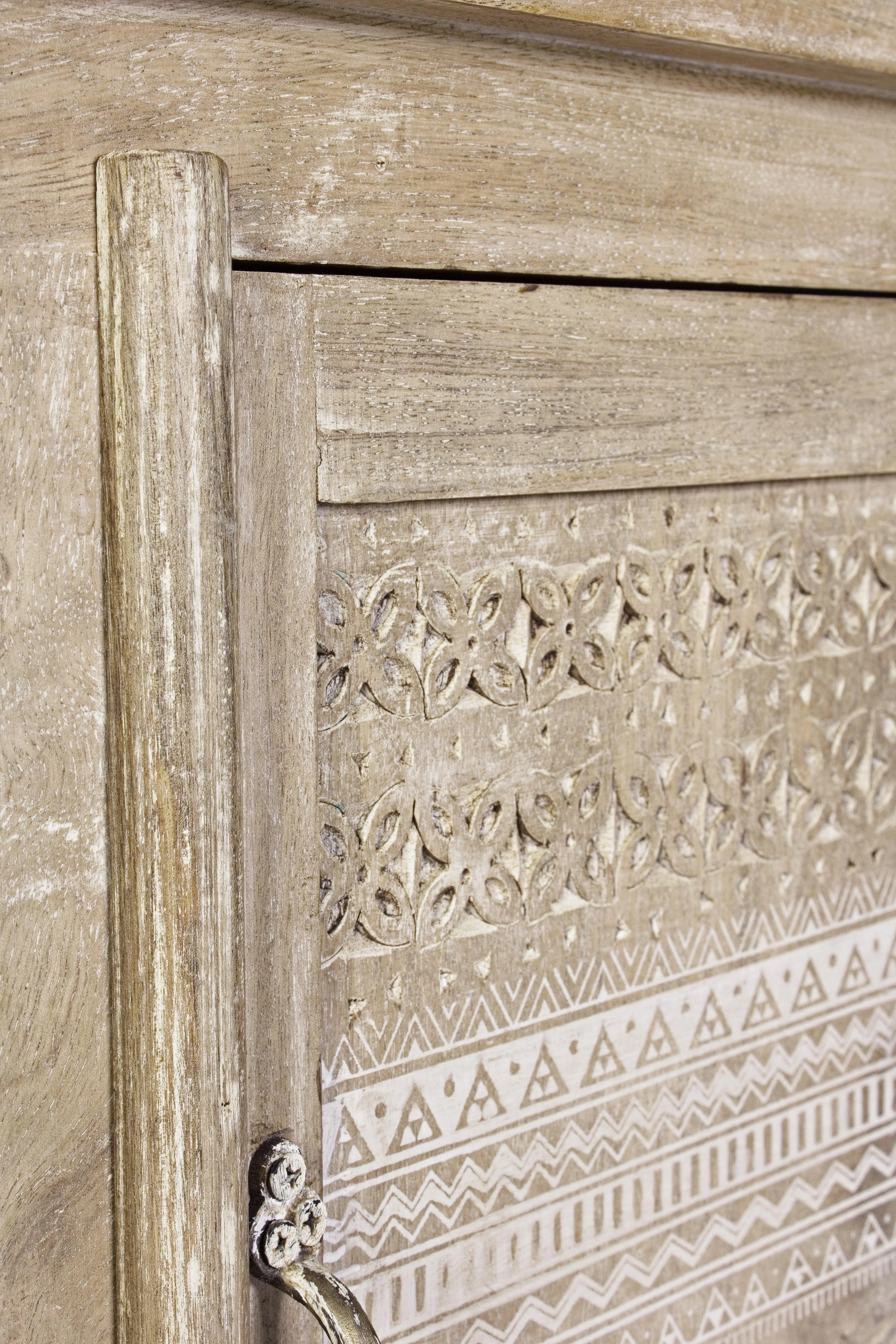 Mobile basso porta tv shabby chic 2 ante sconto 20%