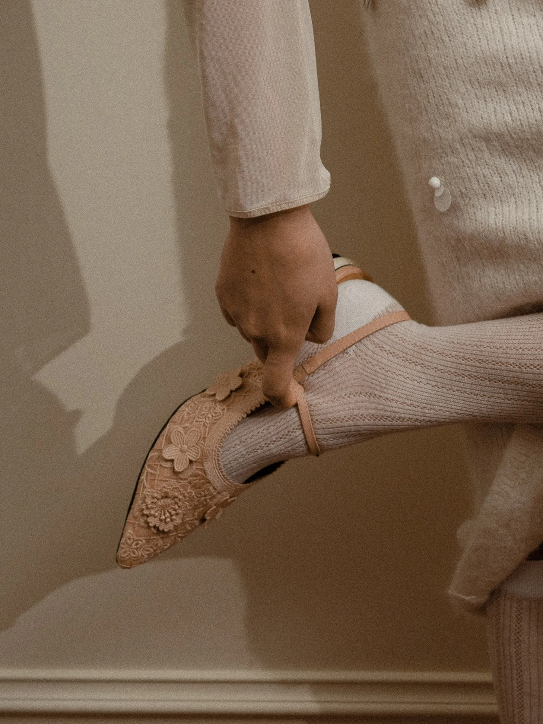 Rayla 𖠁 Pointed Low Pumps With Lace (Limited Edition)