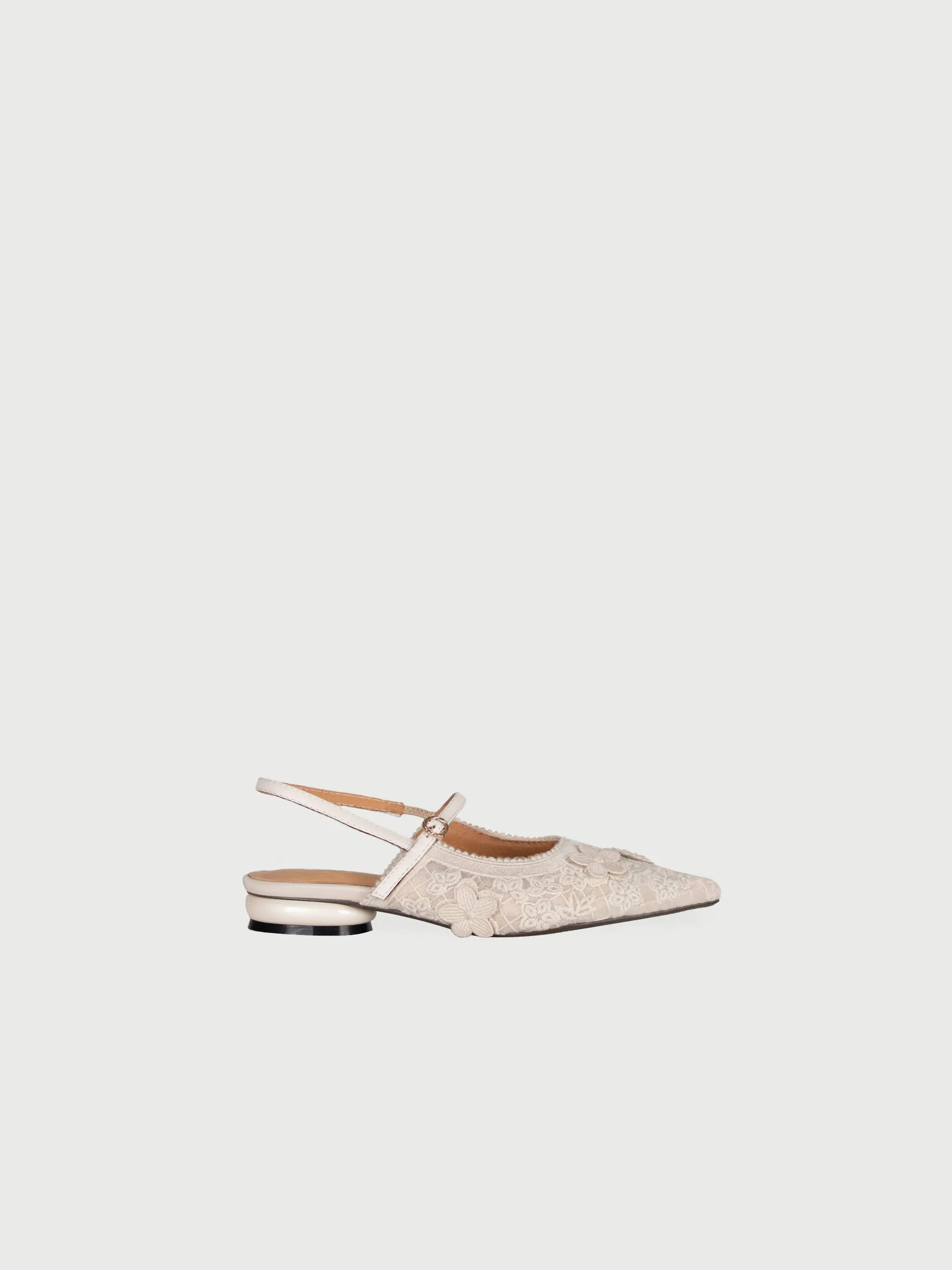 Rayla 𖠁 Pointed Low Pumps With Lace (Limited Edition)