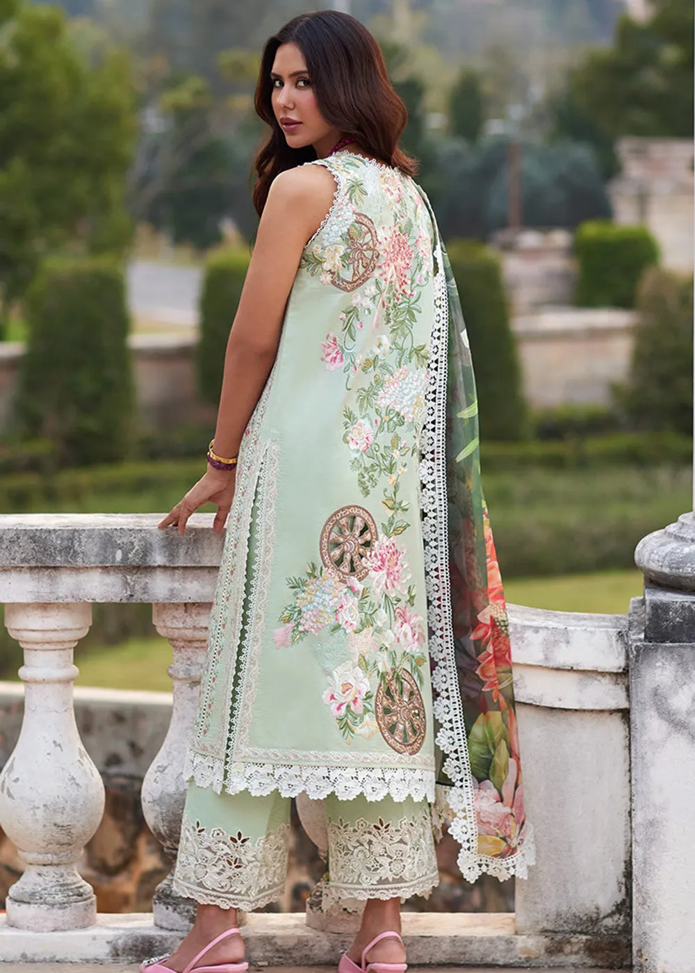 Te Amo Luxury Lawn '24 by Mushq | RAVENNA ROMANCE