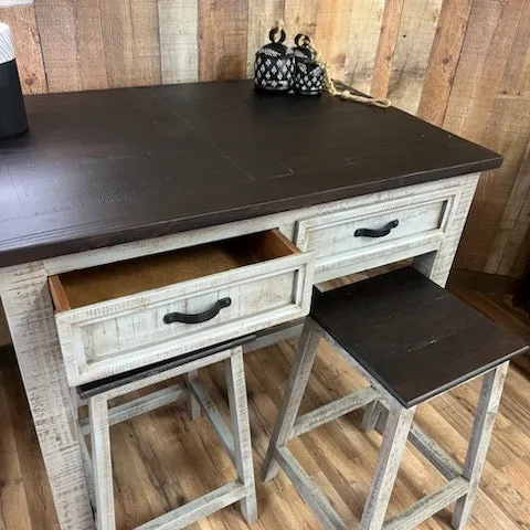 Timberland Breakfast Bar