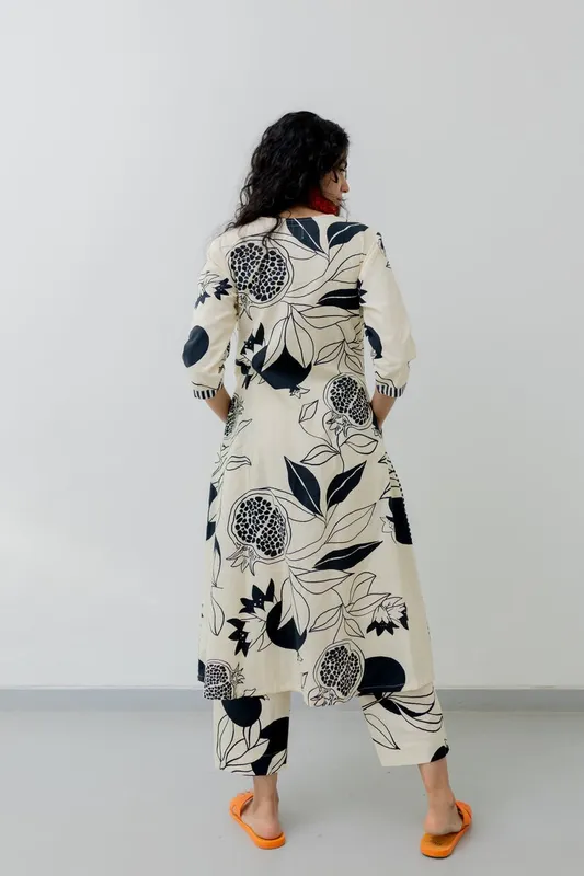 Women's Viscose Floral Printed Straight Kurta Set With Palazzo
